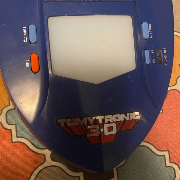 Retro Vintage TomyTronic 3D Japan Handheld Game - Picture 7 of 7
